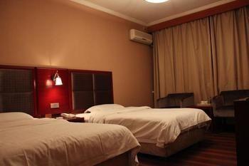 Dongfang Hotel Harbin Bagian luar foto
